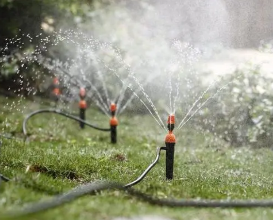 全球智能灌溉市場競爭加劇，中國企業(yè)突圍路徑探析